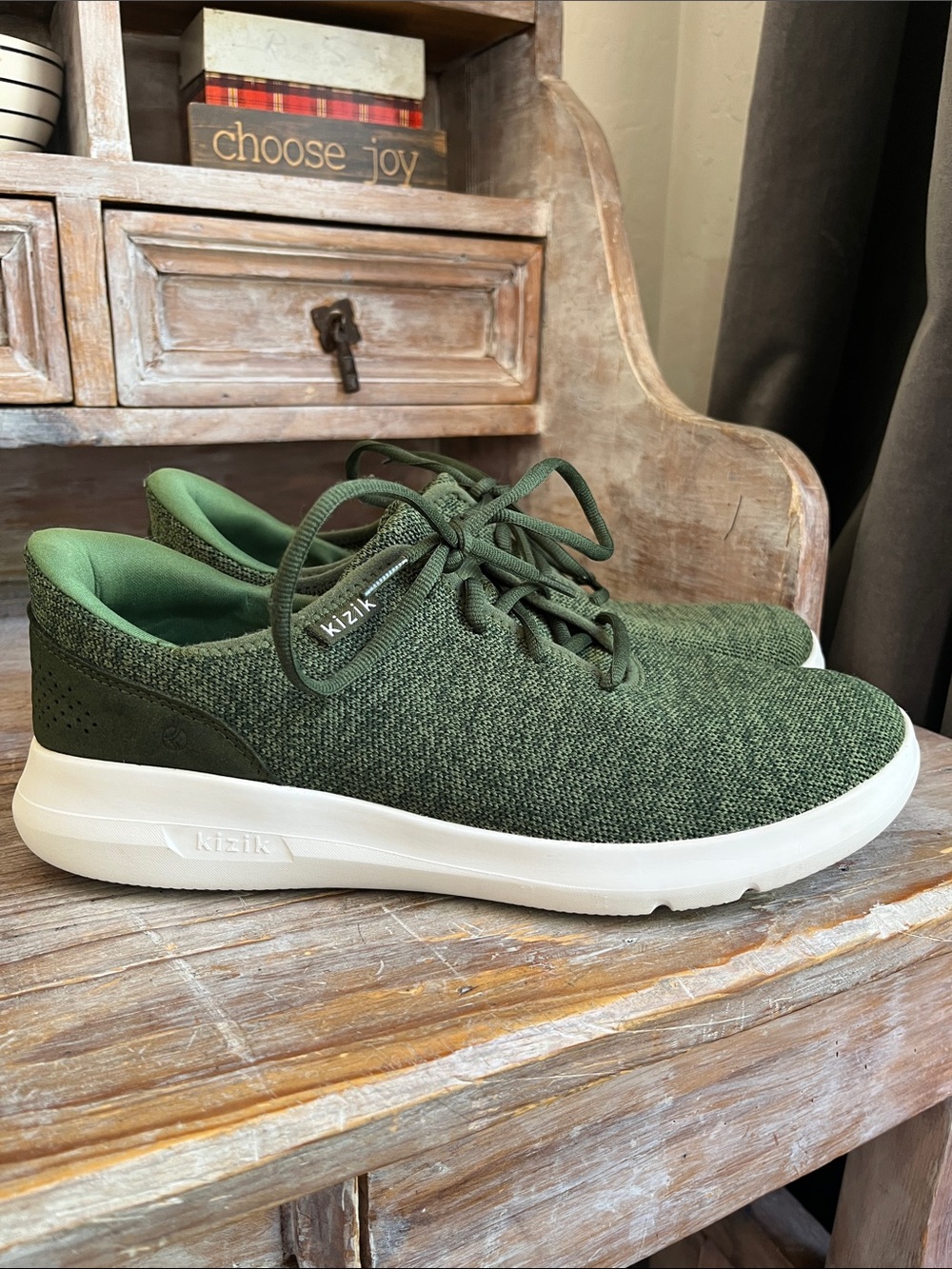 💚 Kizik Madrid Eco-Knit Sneakers Slip On Size 9.5 Men / 11 Women Olive Green